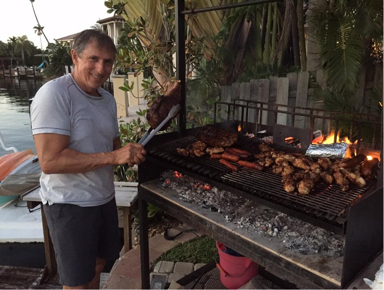 Custom BBQ Grills is our Specialty - Heritage Backyard Inc.