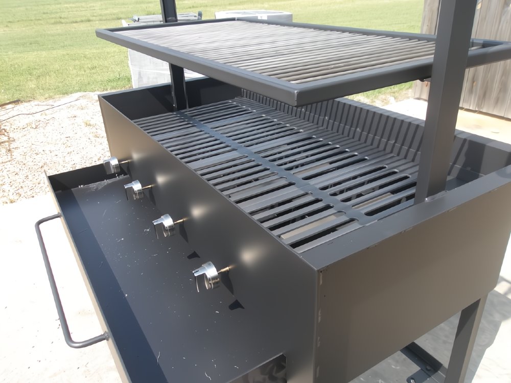 241128 Portable Hybrid Santa Maria Grill with Casters. All in one Charcoal, Gas, Wood BBQ Grill