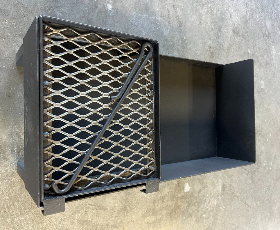 Dutch Oven Table and Brasero: - Heritage Backyard