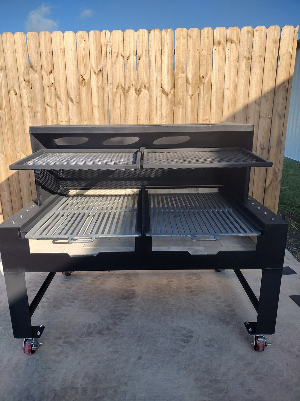 4458 COMMERCIAL Fire Table Grill with Removable Grates - Heritage Backyard