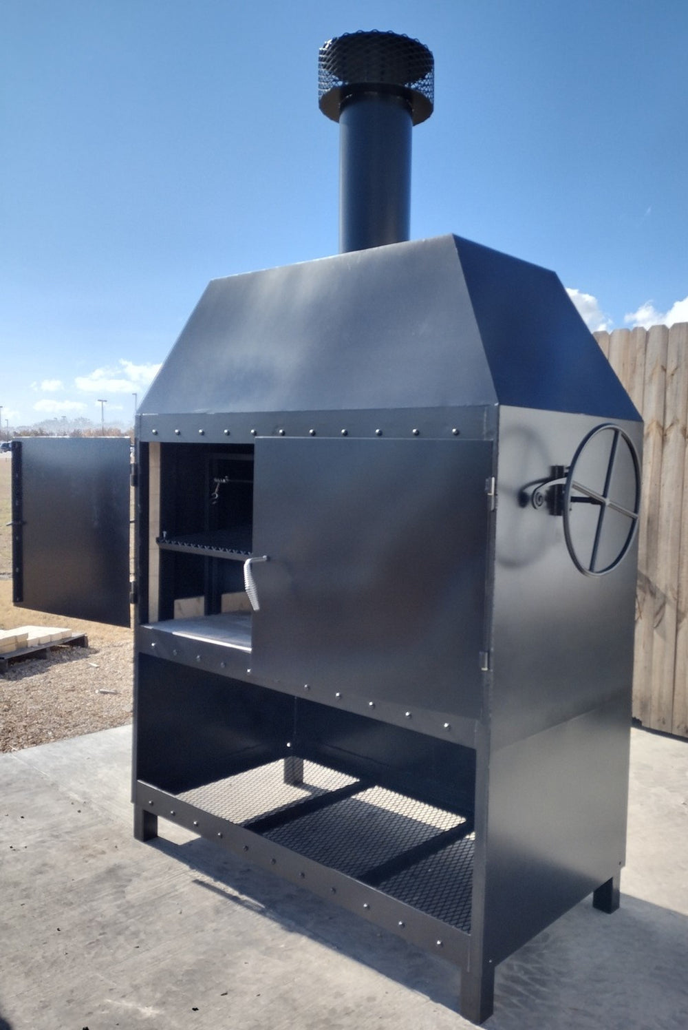 4549 Commercial Fireplace Grill - Heritage Backyard