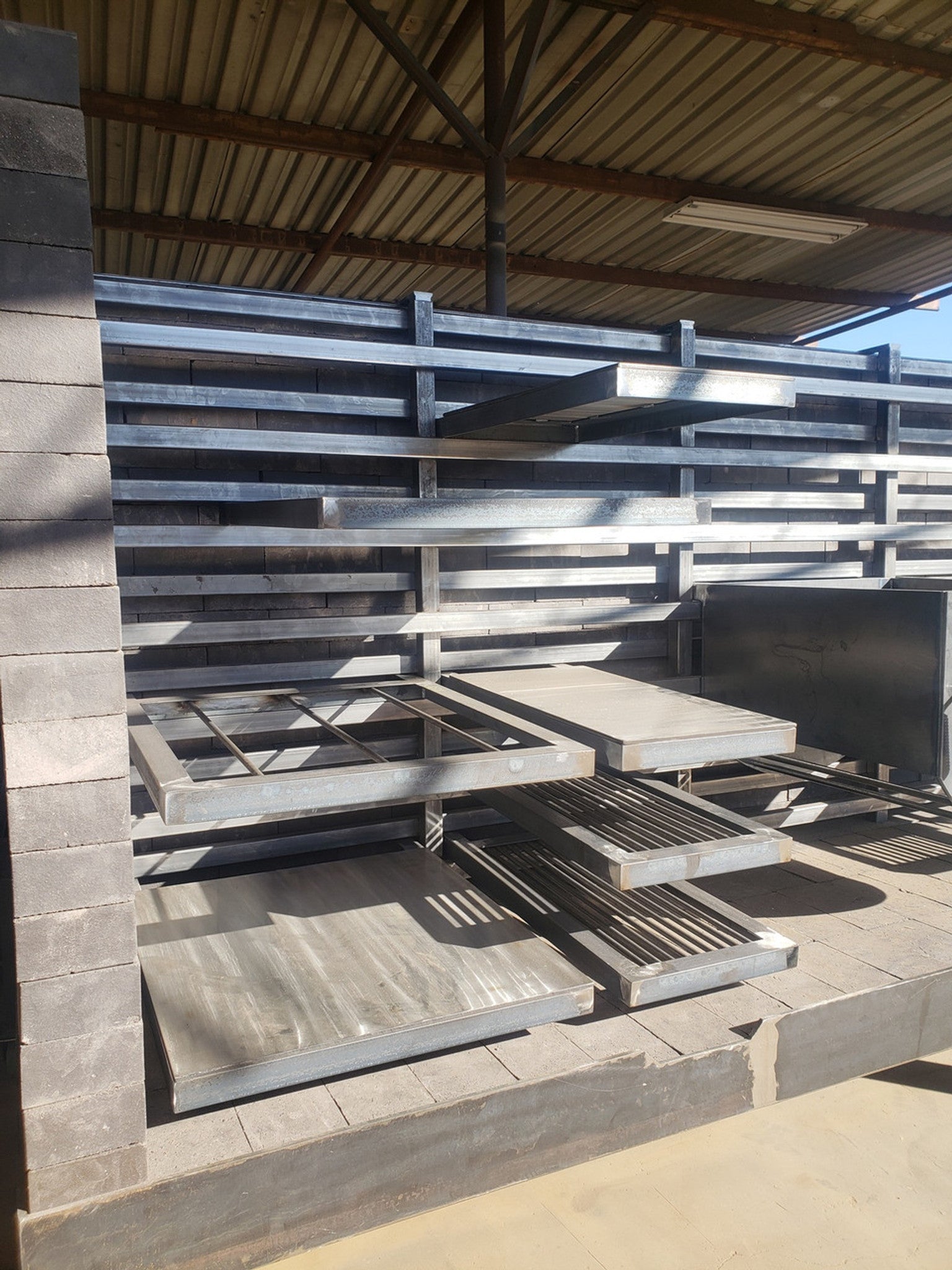 Fire Table Pinch System Grill - Heritage Backyard