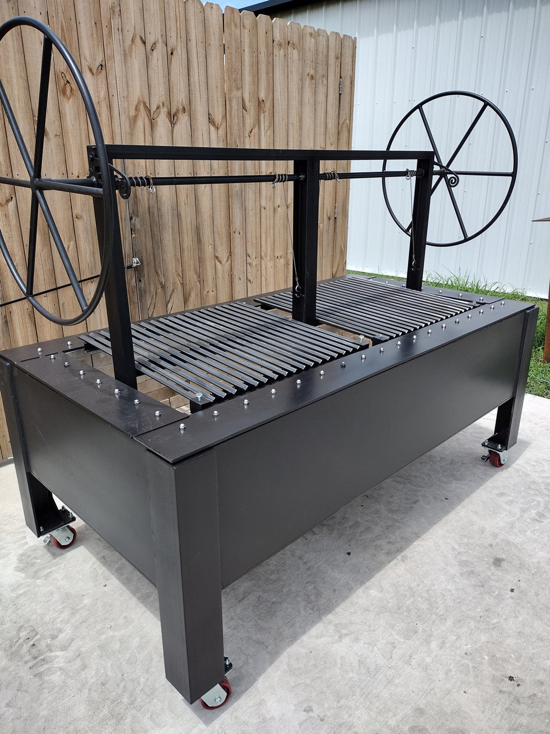 4486 COMMERCIAL Split Insulated Charbroiler Grill - Heritage Backyard