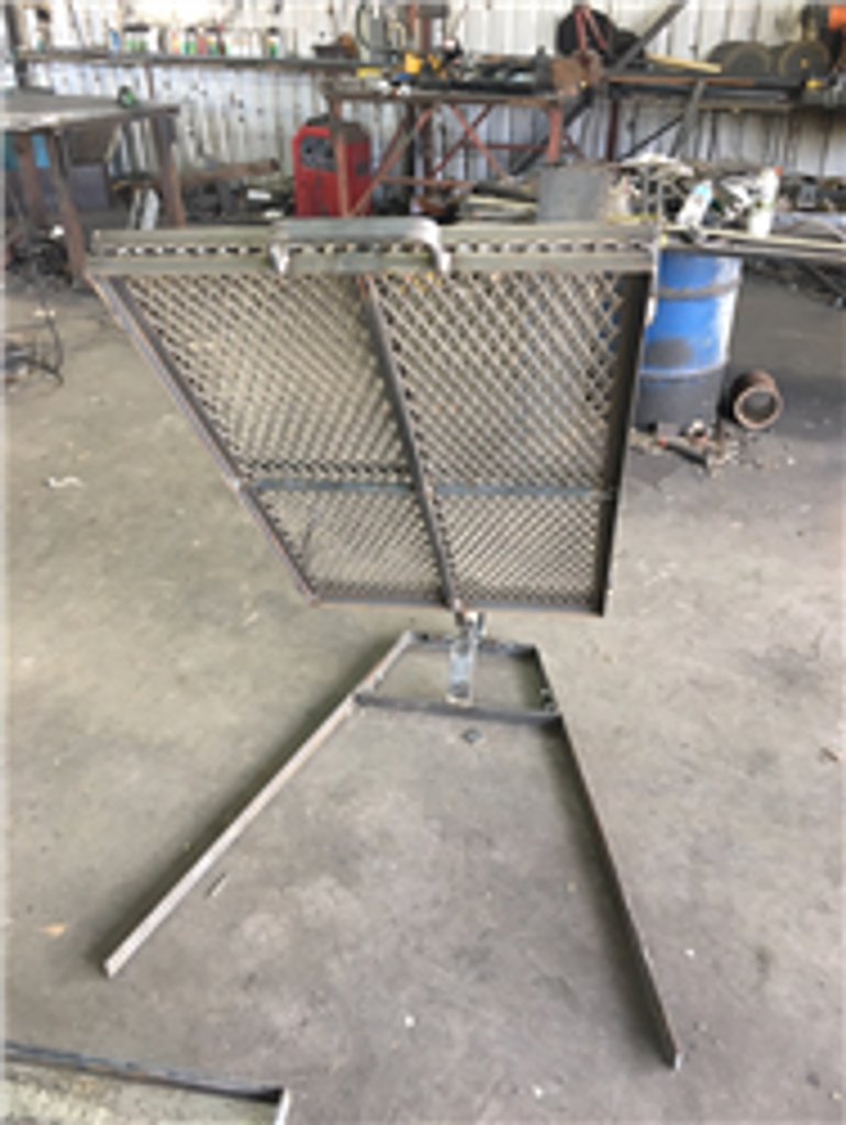 Asado Poultry Cross with Adjustable Angle Base - Heritage Backyard