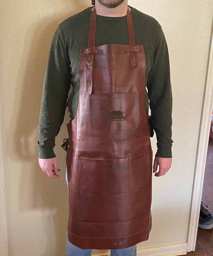 Heavy-duty Leather Apron for Grilling Master Chefs - Heritage Backyard