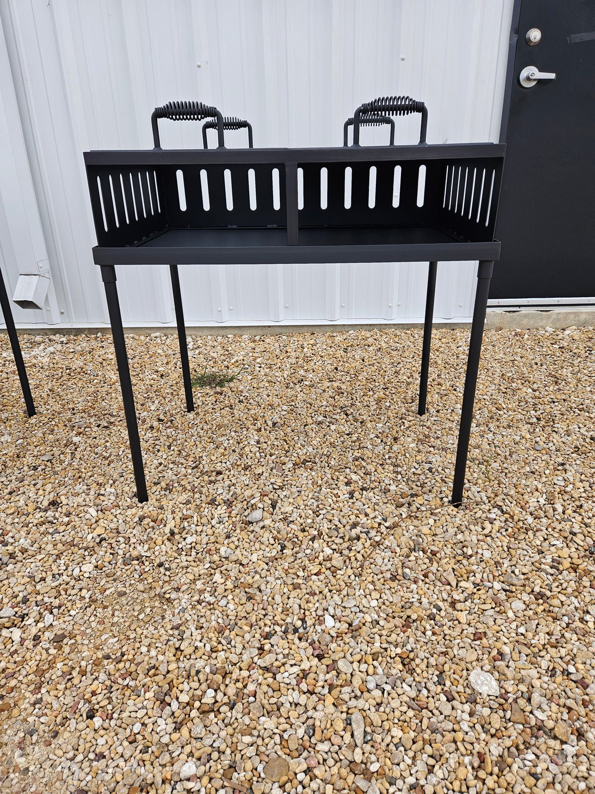 086b Large Split Armado Grill and Griddle - Heritage Backyard Inc.