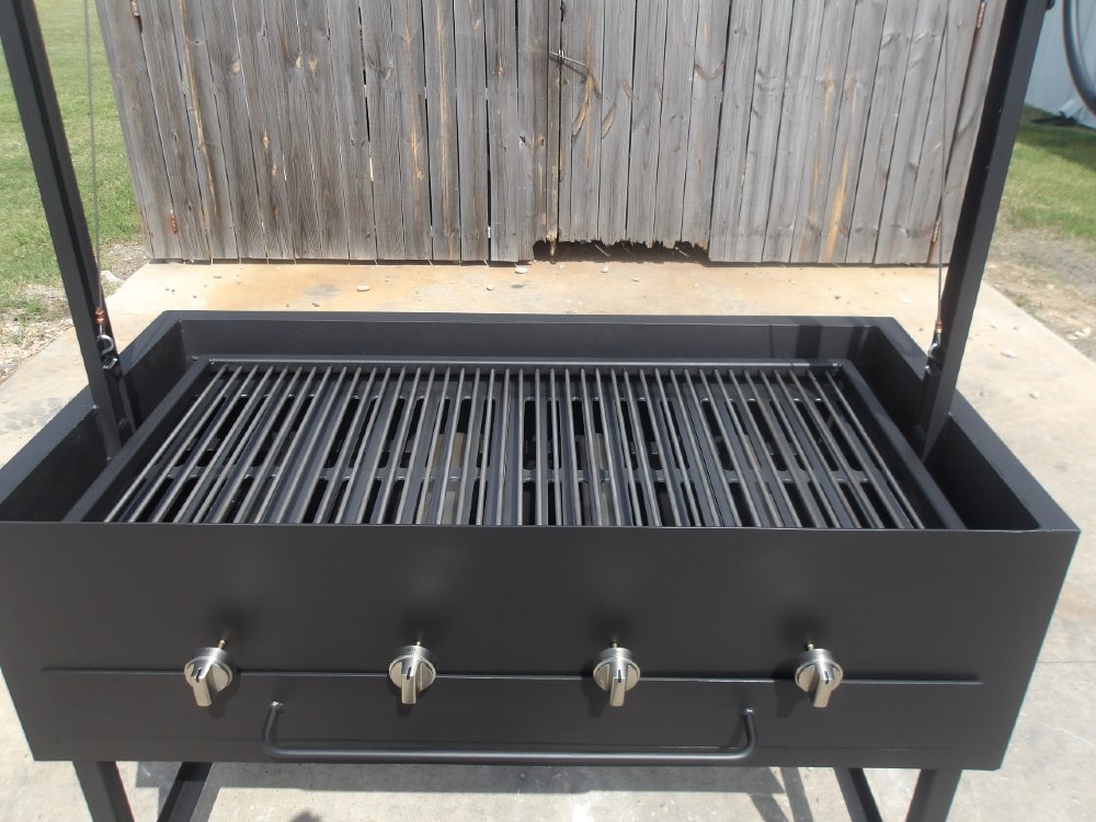 241128 Portable Hybrid Santa Maria Grill with Casters. All-in-one Charcoal, Gas, Wood BBQ Grill