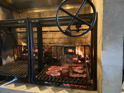 COMMERCIAL Argentine Architectural Grill with Front Facing Wheels - Heritage Backyard