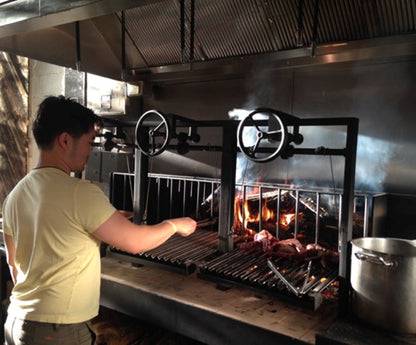 COMMERCIAL Argentine Architectural Grill with Front Facing Wheels - Heritage Backyard