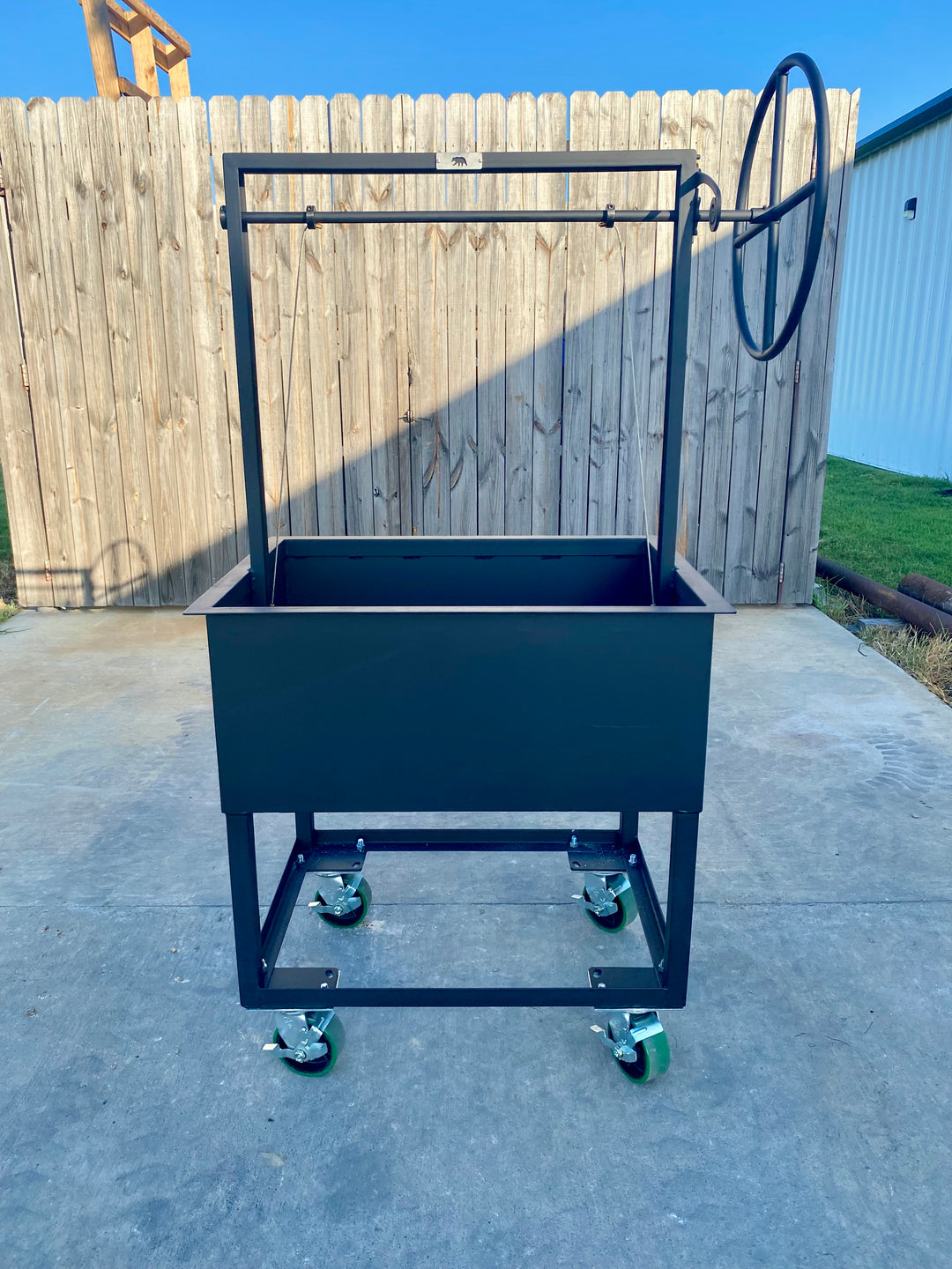 #241018 Portable Santa Maria Grill 32x24x14