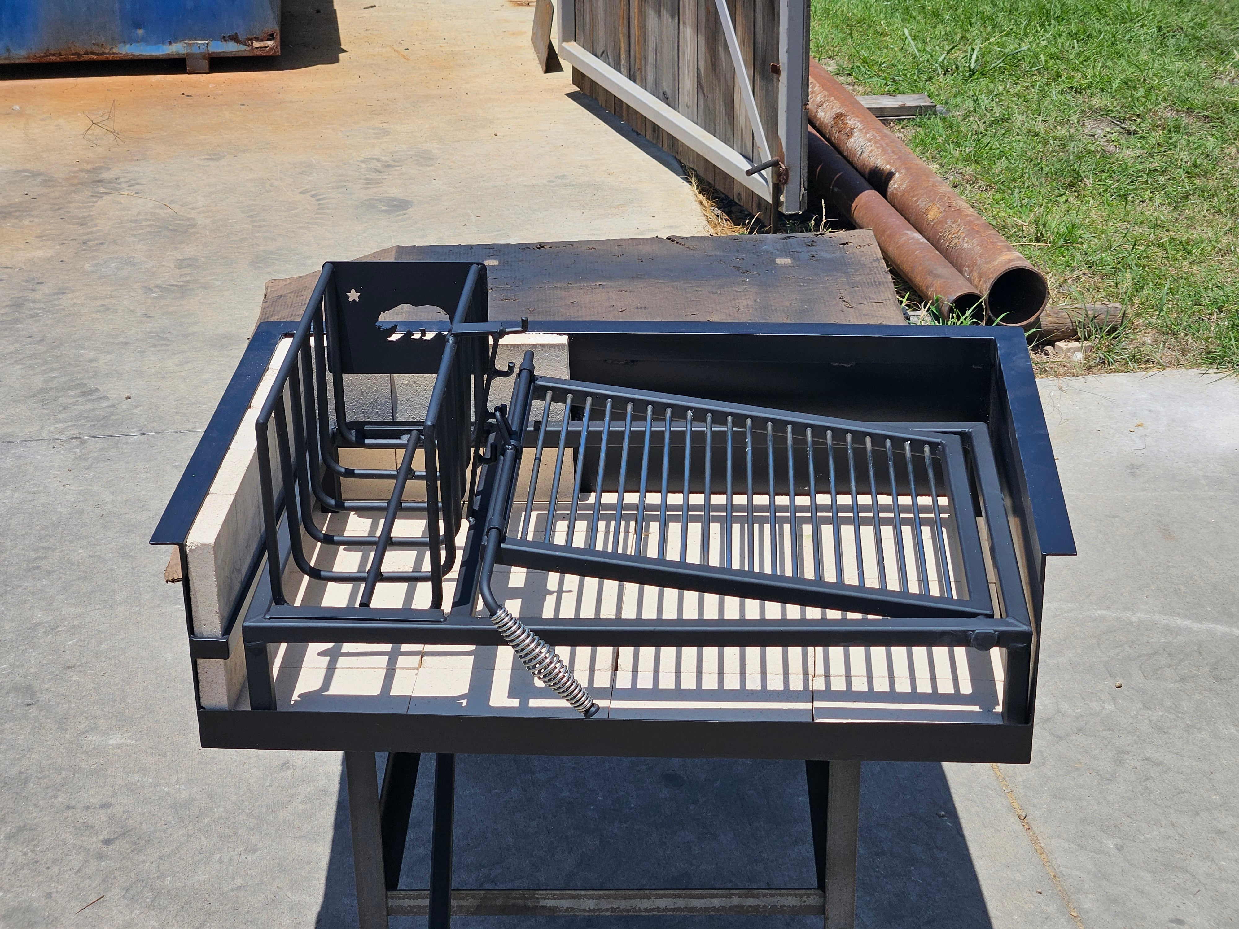 Built-in Uruguayan Grill with Side Brasero and Steel Firebox - Heritage Backyard