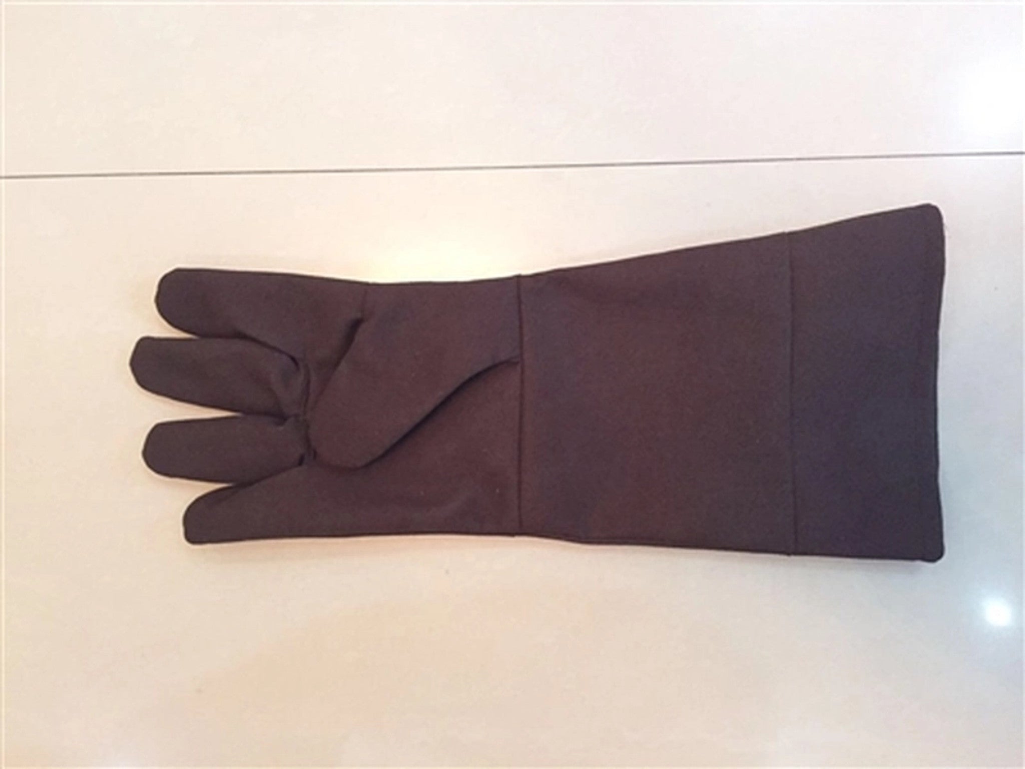 Bear Apron and Gloves - Heritage Backyard