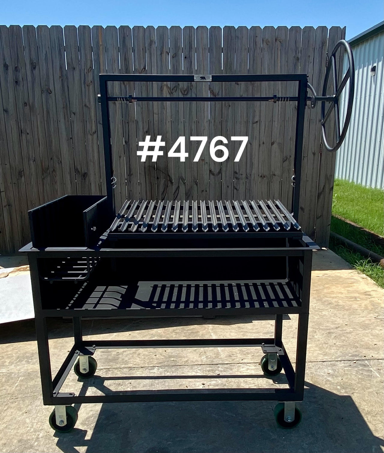 Portable Argentine Grill with Side Brasero - Heritage Backyard