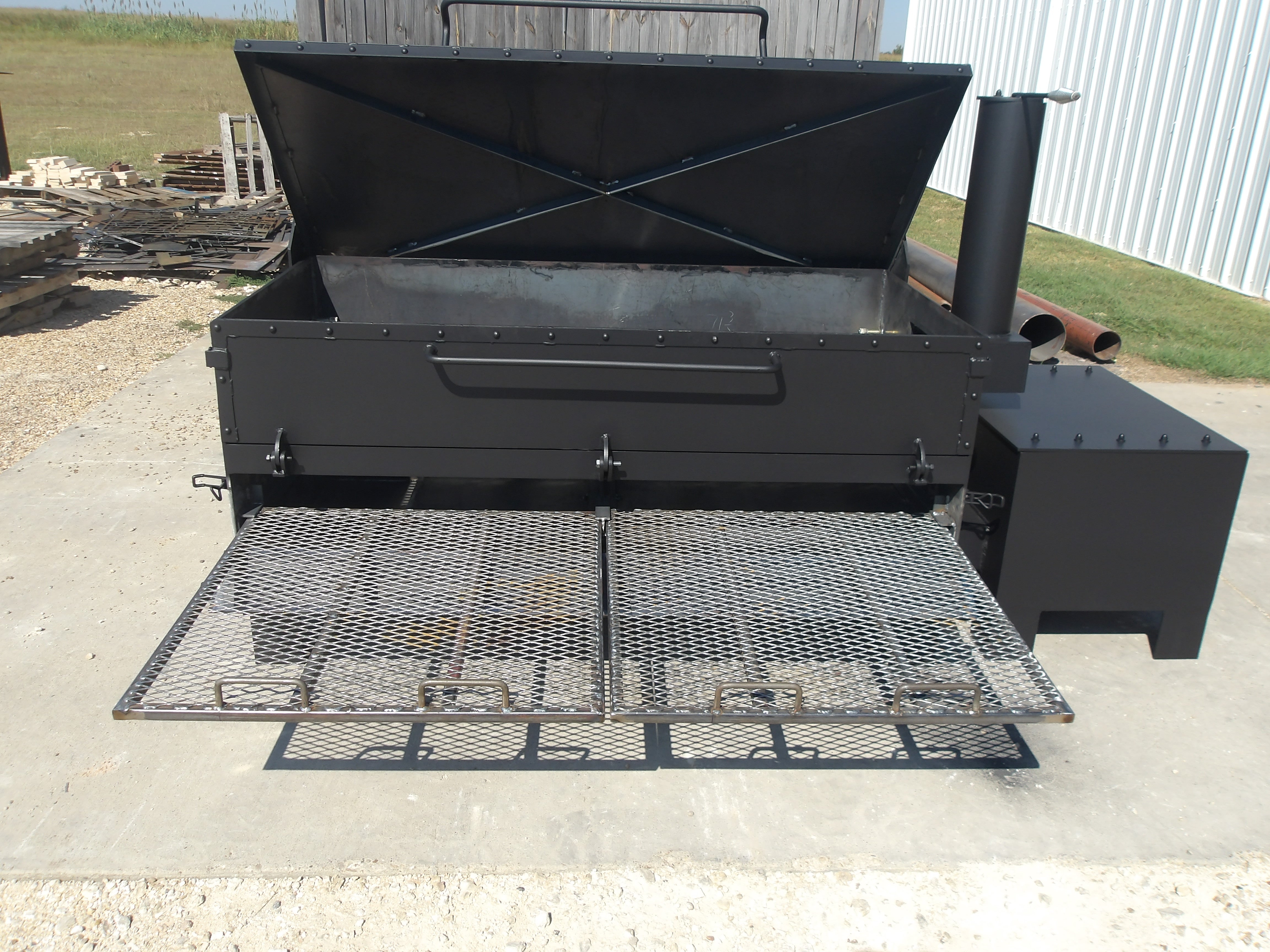 Commercial Offset Wood Fire Smoker Heavy-Duty BBQ Pit – Heritage