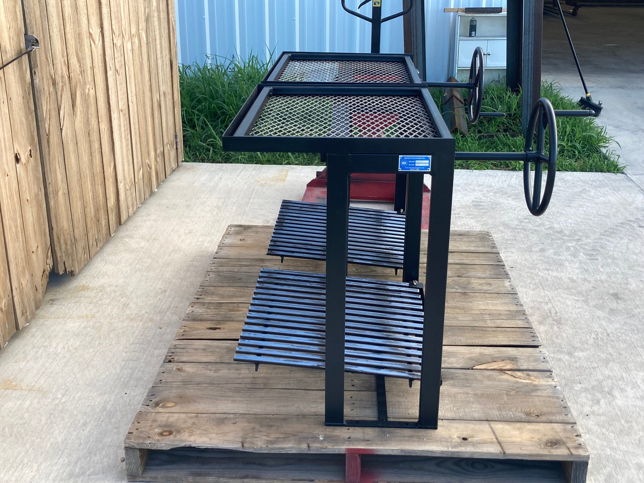 4494 COMMERCIAL Architectural Grills with Warming Racks - Heritage Backyard