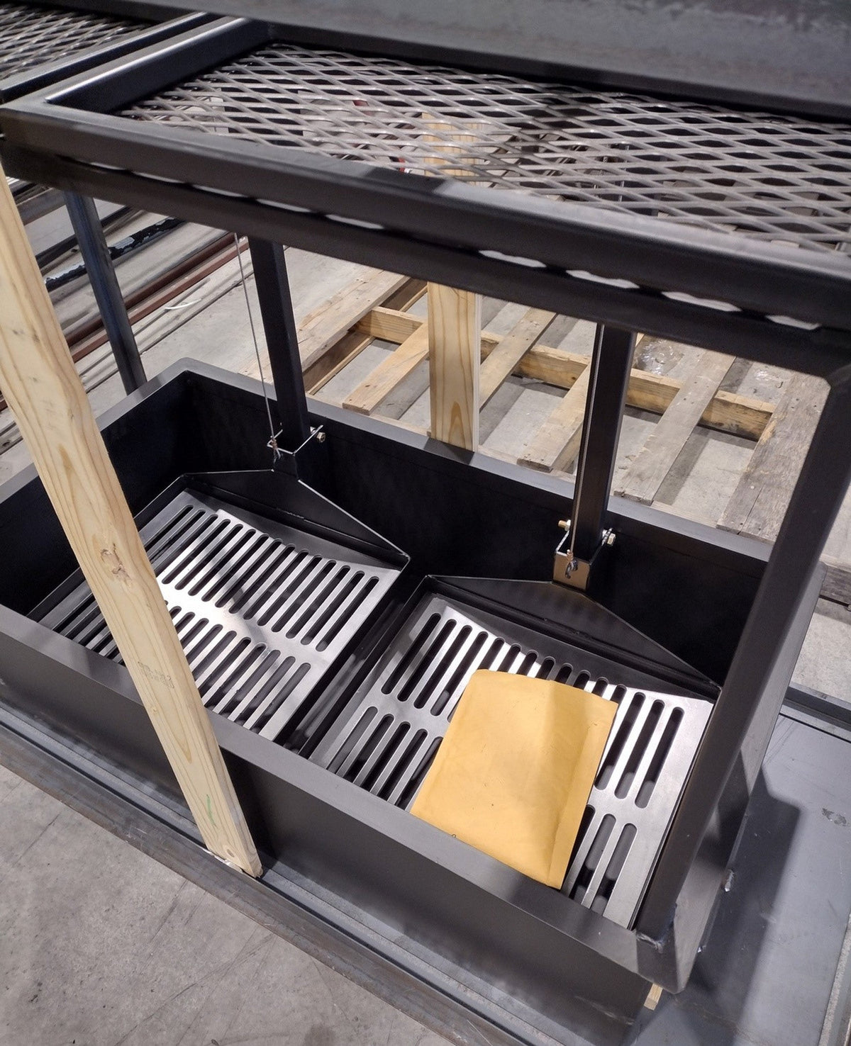 Custom Grill Racks 4509 Built-In Split Grill with Warming Rack