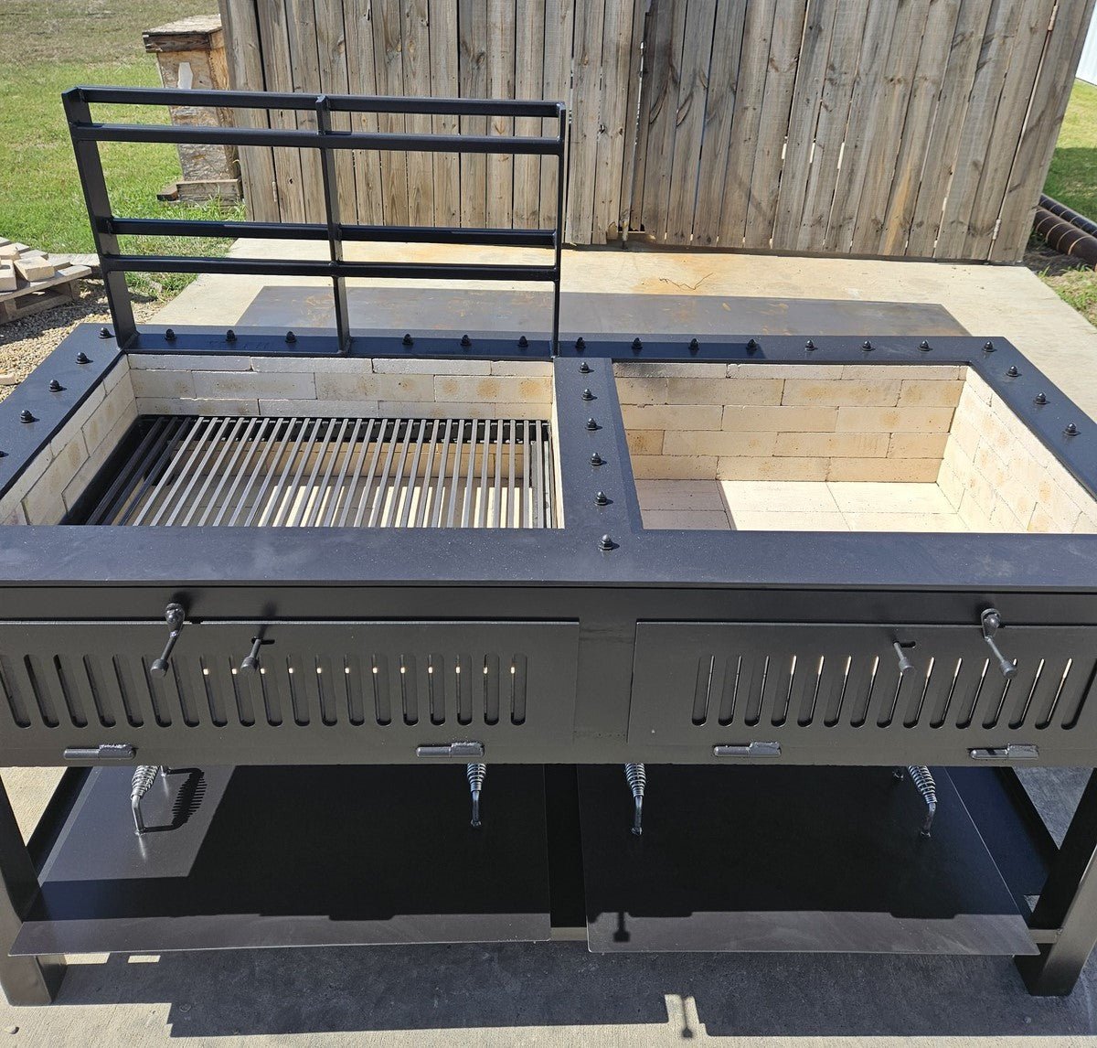 4683 COMMERCIAL Split Charbroiler Grill - Heritage Backyard Inc.