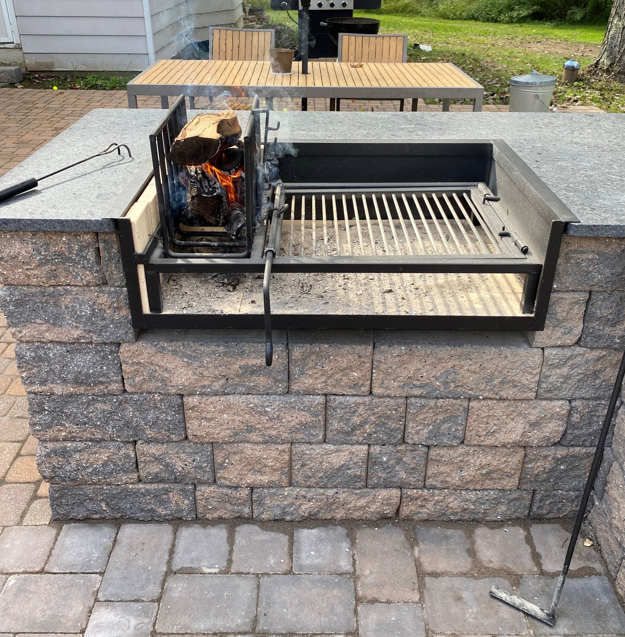 Built-in Uruguayan Grill with Side Brasero and Steel Firebox - Heritage Backyard