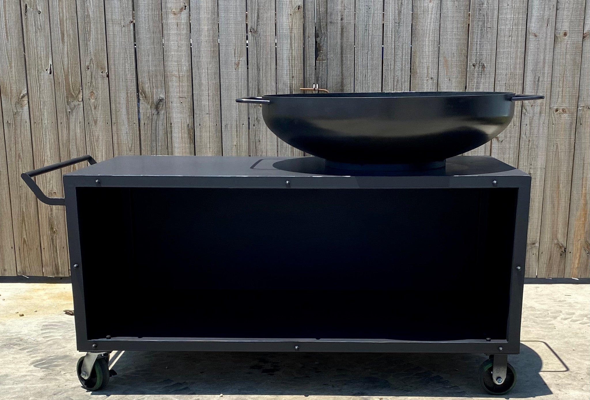 Solid Fuel Burning Flat top Grill with Cart - Heritage Backyard