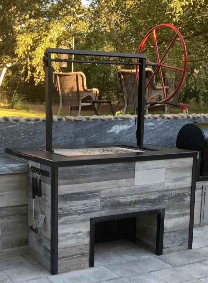Extreme Duty Santa Maria Architectural Grill - Heritage Backyard