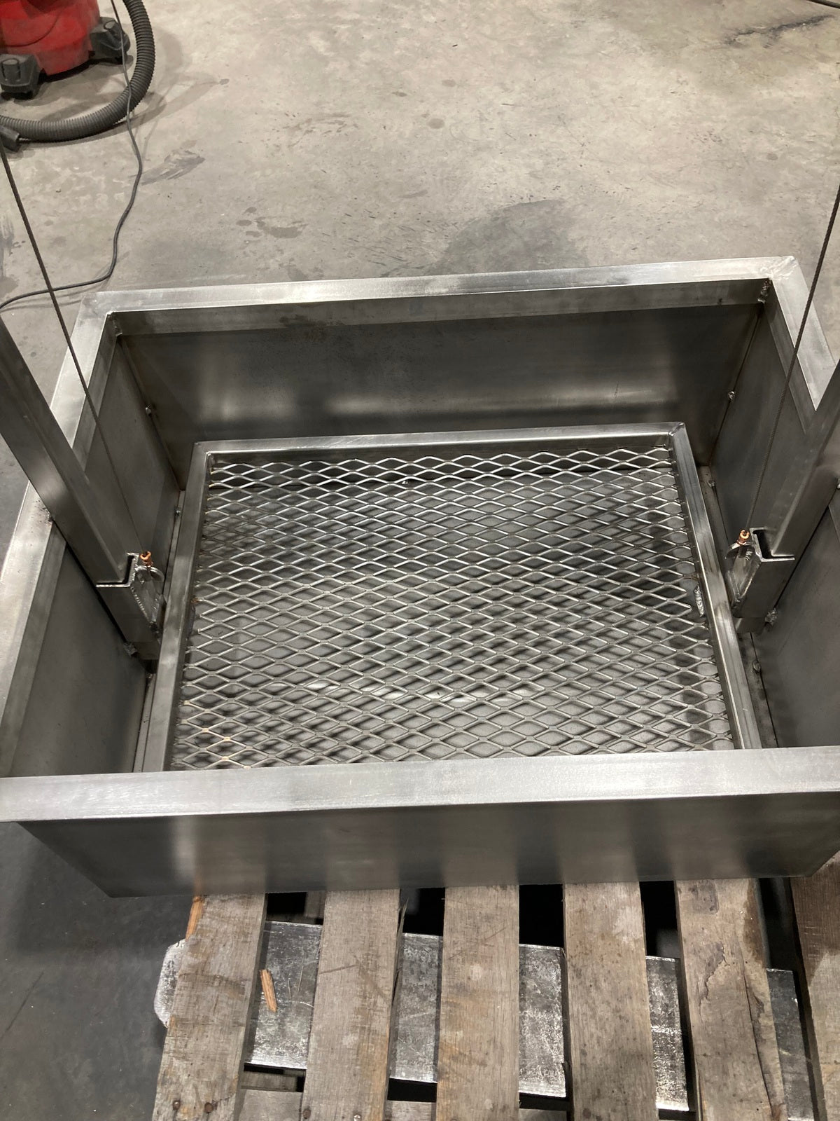 Santa Maria Counter Built-In Grill with Steel Firebox - Heritage Backyard Inc.